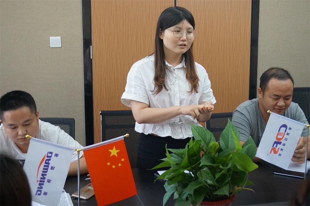 蘑菇传媒视频市場部(bù),辯論賽