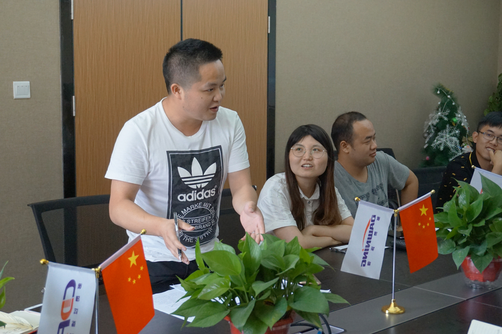 蘑菇传媒视频市場(chǎng)部,辯論賽