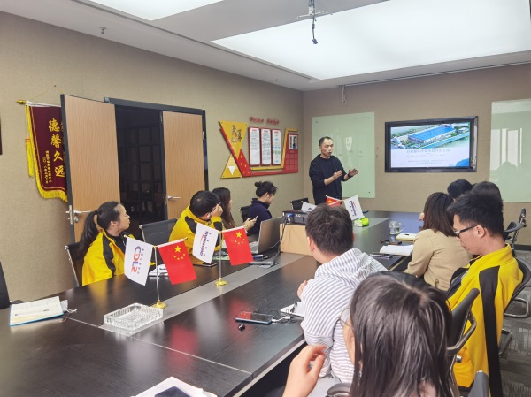 比學趕超（chāo）氛圍濃 知（zhī）行合（hé）一（yī）促提（tí）升（shēng）